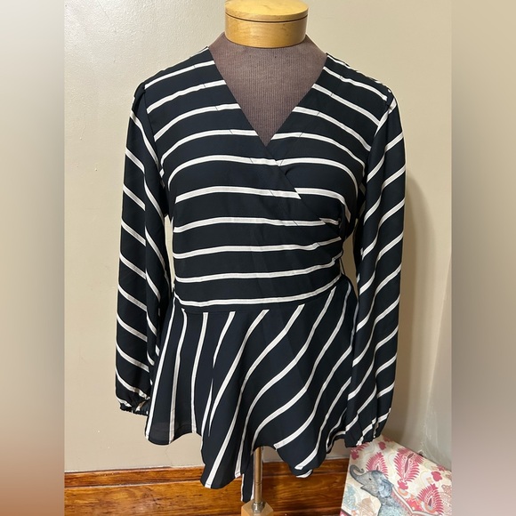 Ann Taylor LOFT Striped Wrap Blouse Office Career Party Size 16  Black Color - Picture 2 of 9
